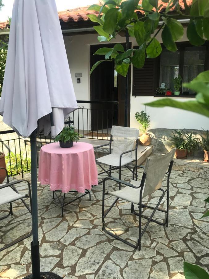 Gourgiana Apartments Andritsaina Esterno foto